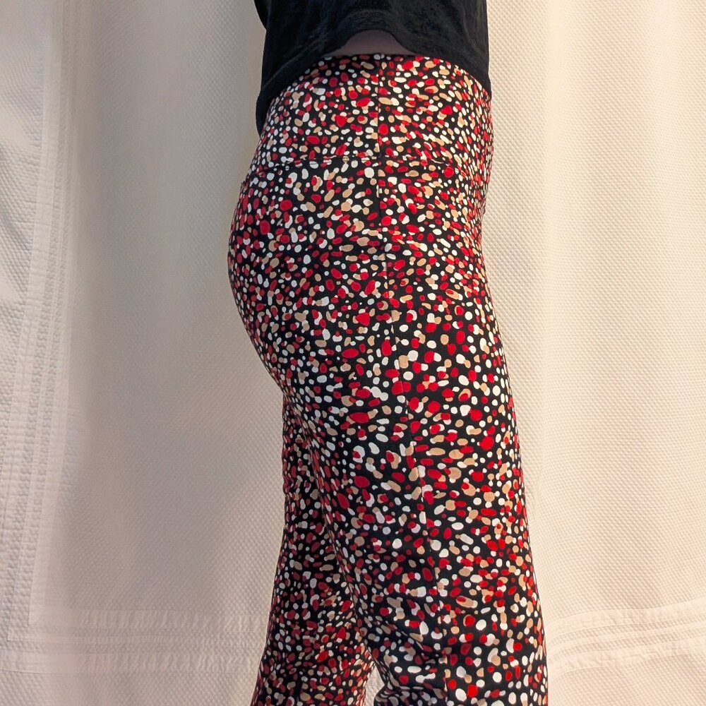 Slim-sation pull-on ankle pants - Size M